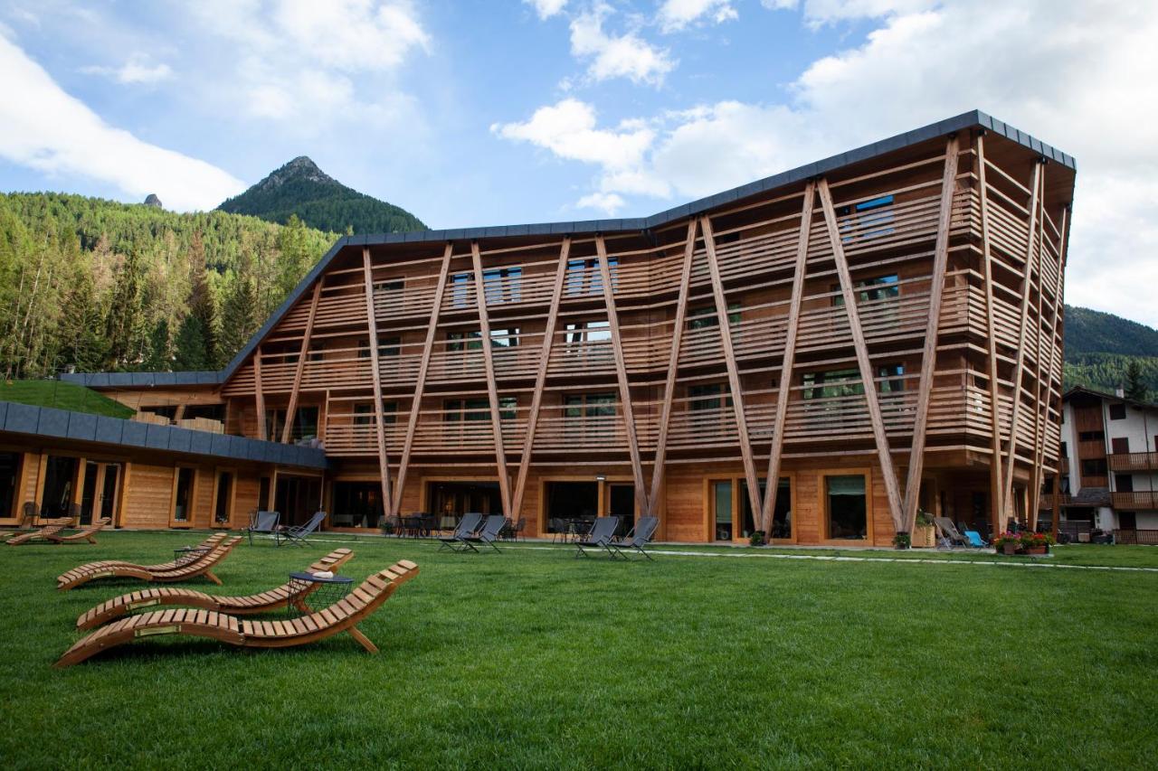 Au Charmant Petit Lac - Ecohotel Parc & Spa Champoluc Eksteriør bilde