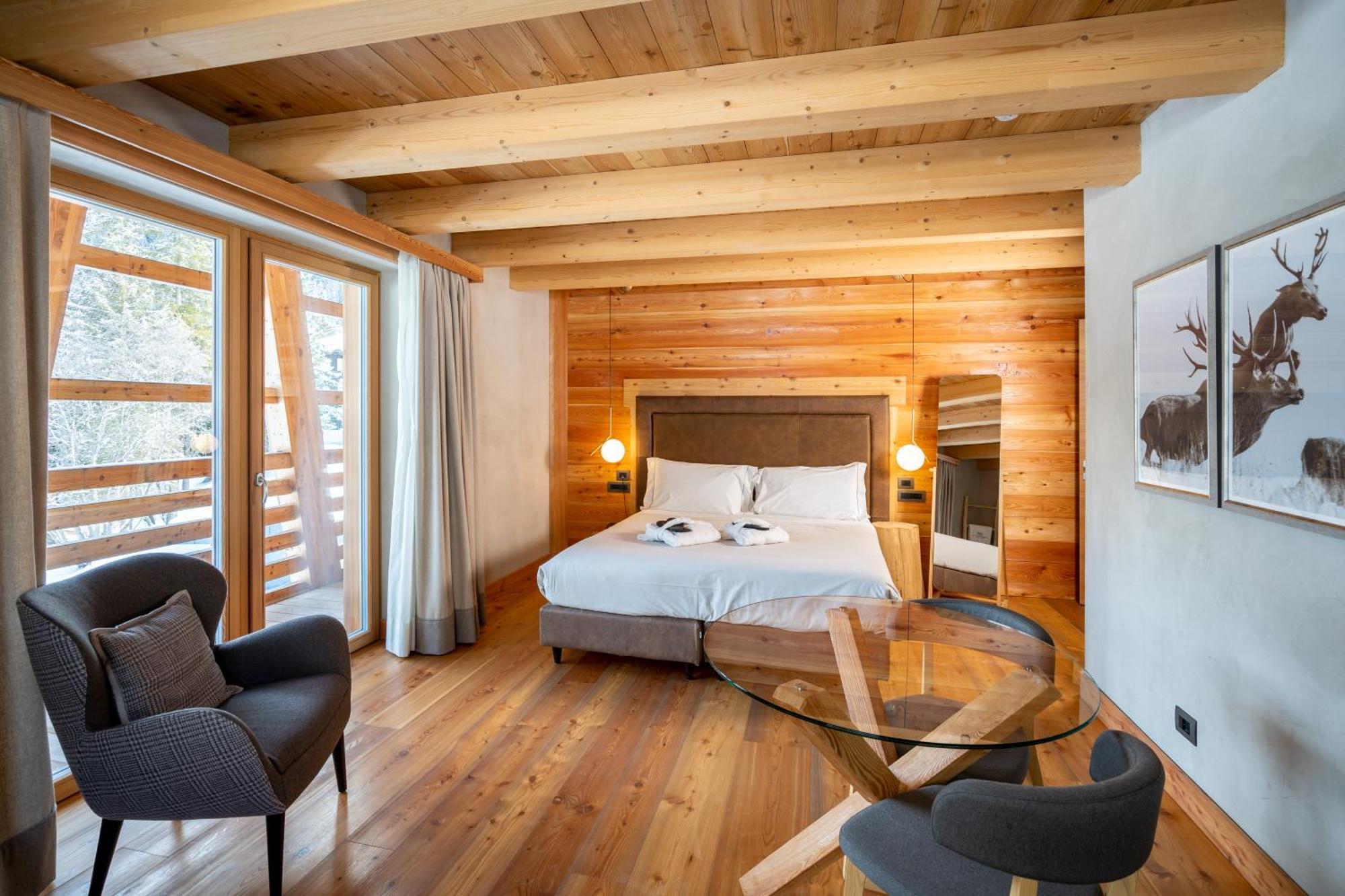 Au Charmant Petit Lac - Ecohotel Parc & Spa Champoluc Eksteriør bilde
